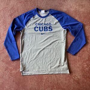 Nike Dry Fit Men's Chicago Cubs Long Sleeve Tee